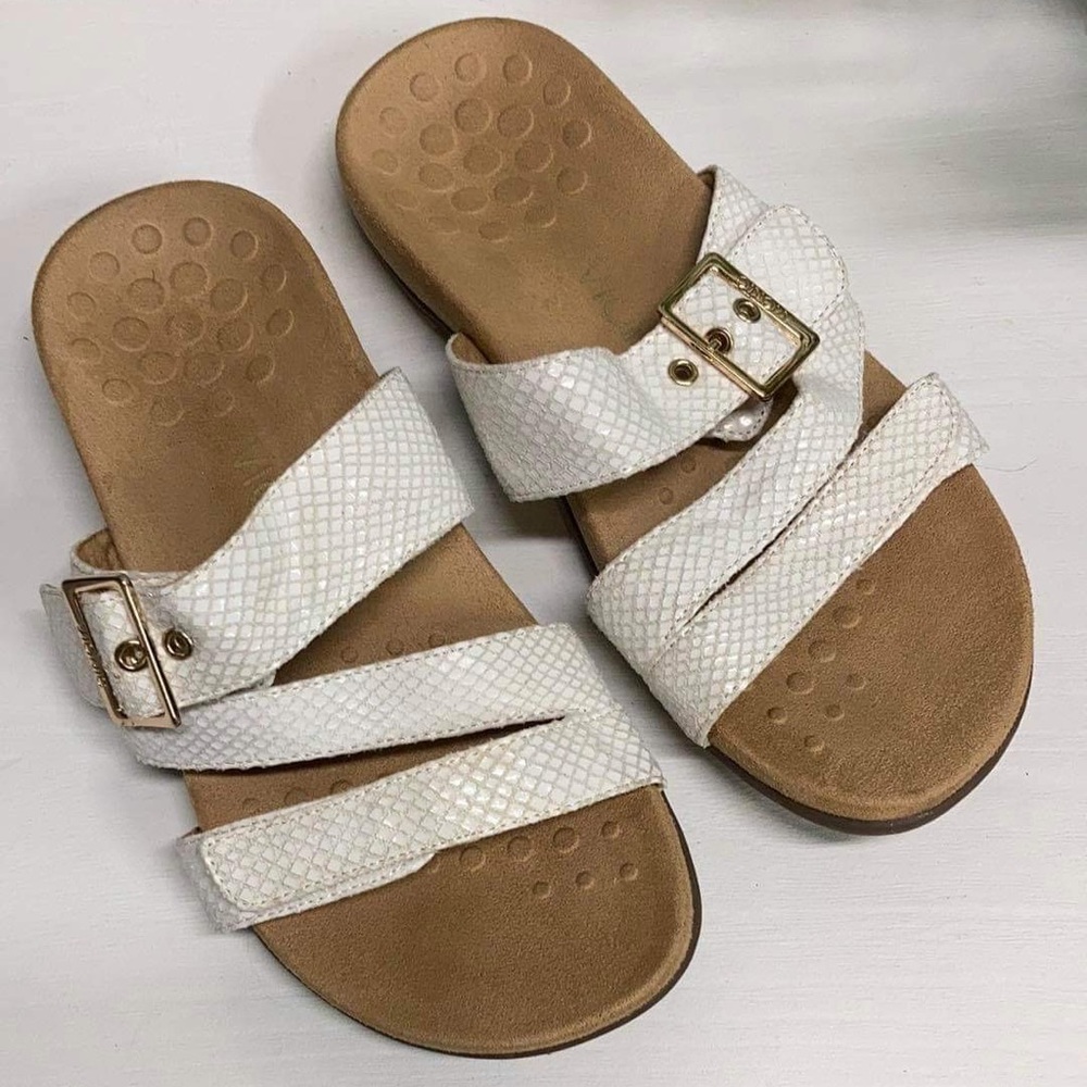 Women’s Vionic Sandals